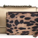 Деталь - Золотая женская сумка DELICE из натуральной кожи оптом от TRENDY BAGS с маленькой косметичкой